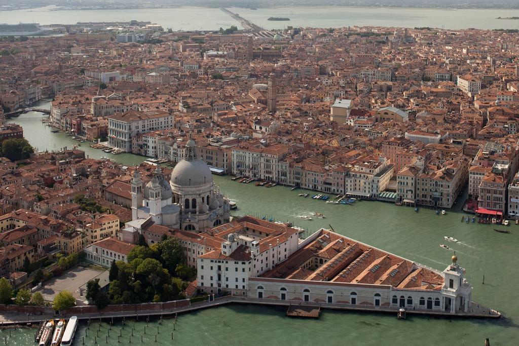 شقة 2960 Ca Frari Venezia الغرفة الصورة